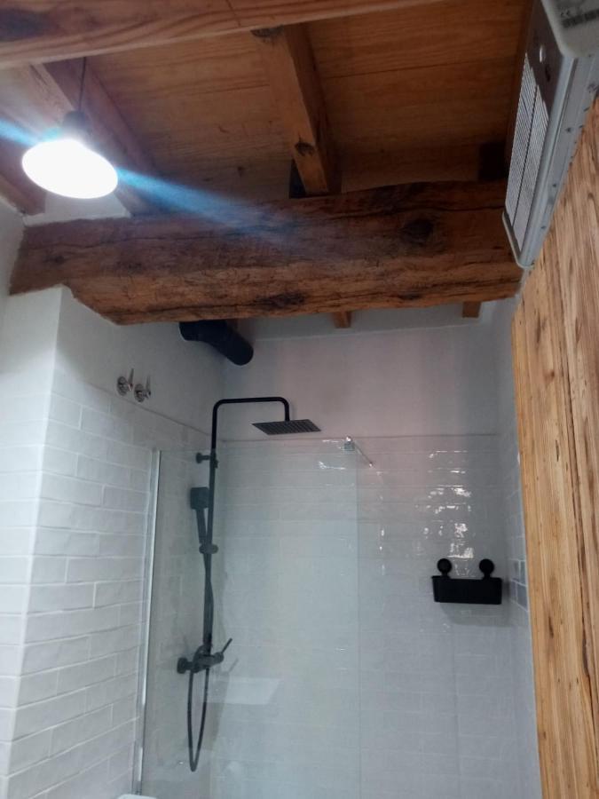 Casa Buscareta Lägenhet Montan Exteriör bild