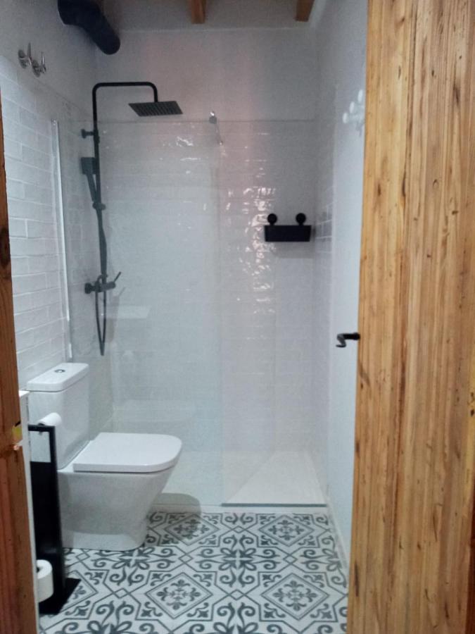 Casa Buscareta Lägenhet Montan Exteriör bild