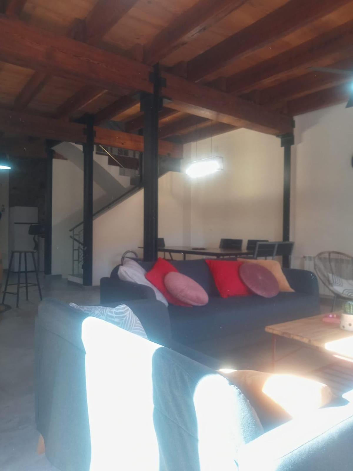 Casa Buscareta Lägenhet Montan Exteriör bild