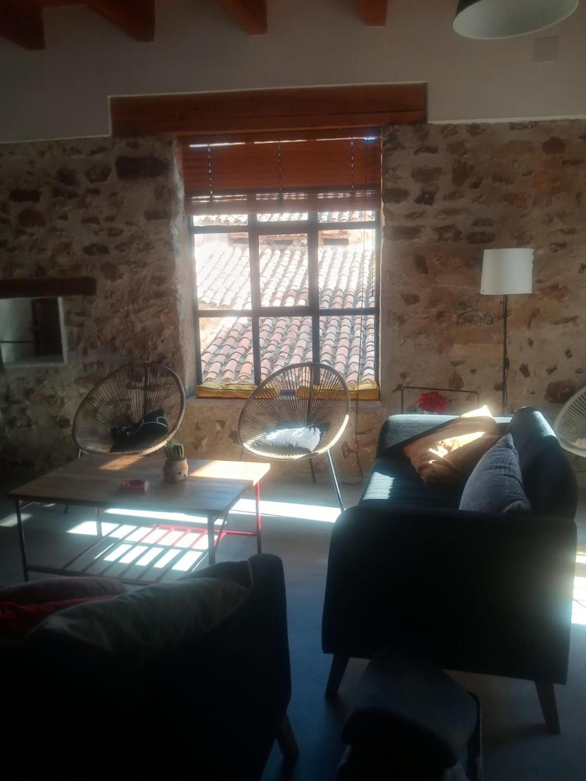 Casa Buscareta Lägenhet Montan Exteriör bild